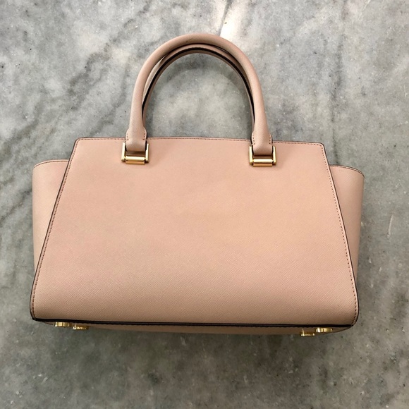 Michael Kors Selma Bag - Picture 2 of 7